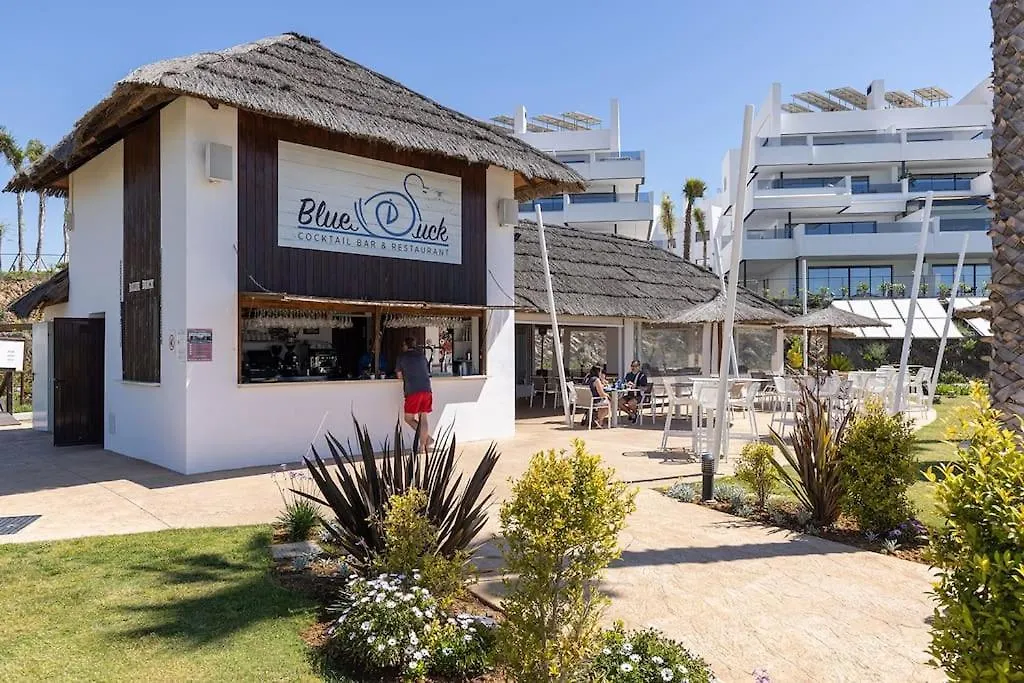 2 Bed Apartment At Estepona Hills With Great Sea Views!