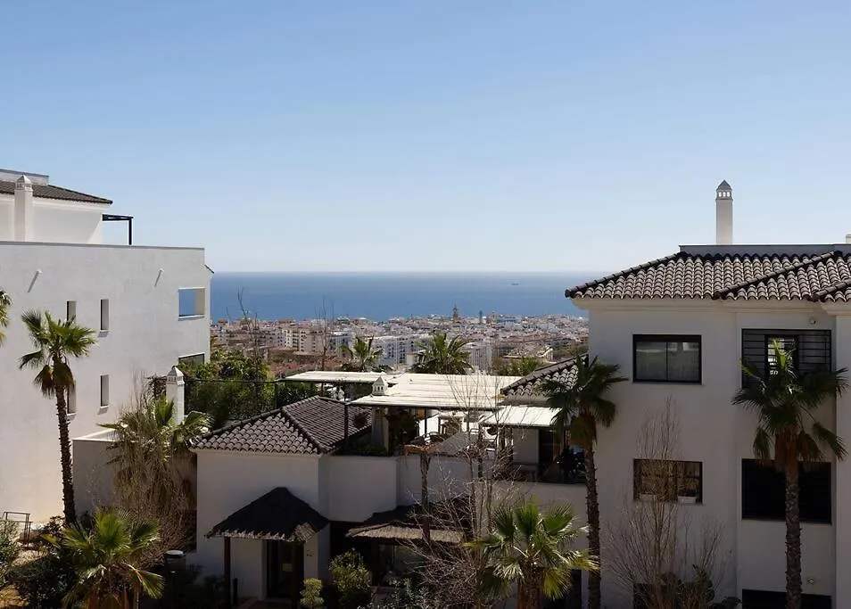 2 Bed Apartment At Estepona Hills With Great Sea Views!